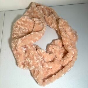 Elegant Faux Fur Infinity Scarf - Cream